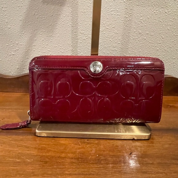 COACH REHAB Project Red and Navy Blue Tote Bag AND Red Patent Long Wallet SET - Picture 9 of 14